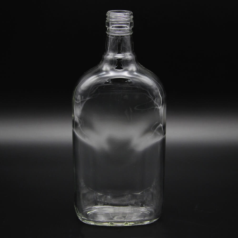 Бутылки 0 5 купить. Бутылка 0,5 винт водочная. Бутылка 0,5л винтовая Монастырская. Плоская стеклянная бутылка.